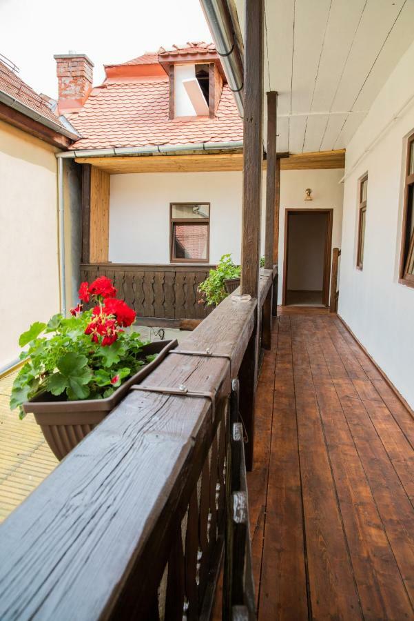 Musik Apartments Old Town Сибиу Екстериор снимка