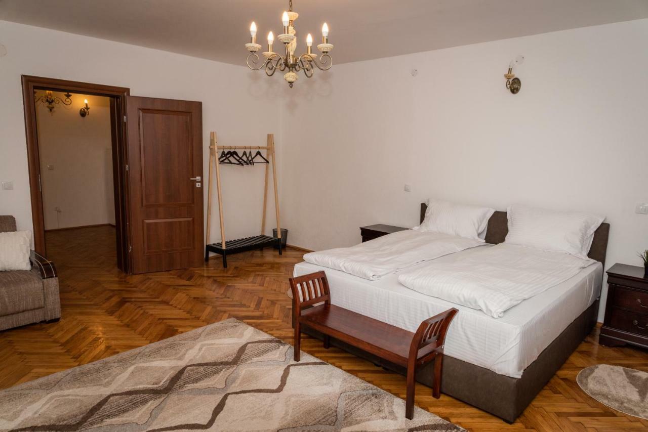 Musik Apartments Old Town Сибиу Екстериор снимка